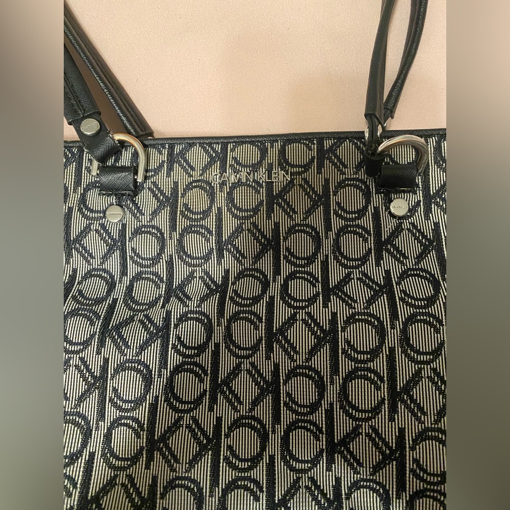 Calvin Klein purse- good condition.